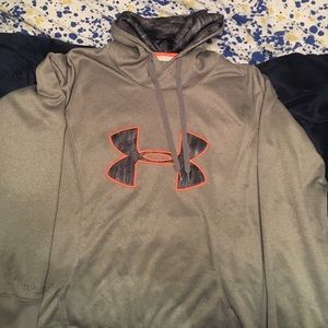 Underarmour Hoodie