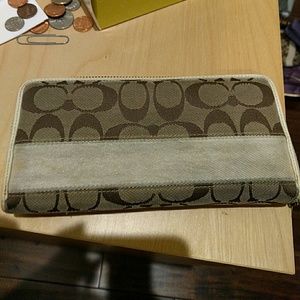 Coach Signature Stripe Wallet