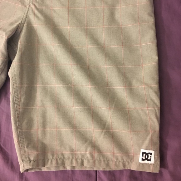 DC shorts - Picture 2 of 4