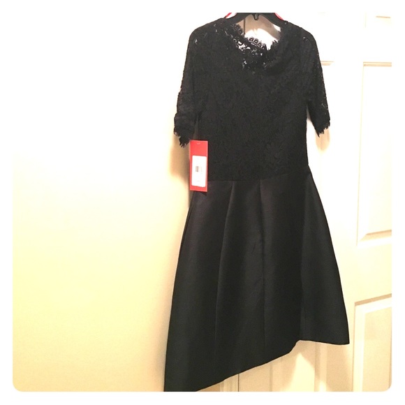 Monique Lhuillier black cocktail dress