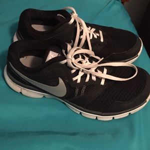 🔥make an offer🔥Nike sneakers