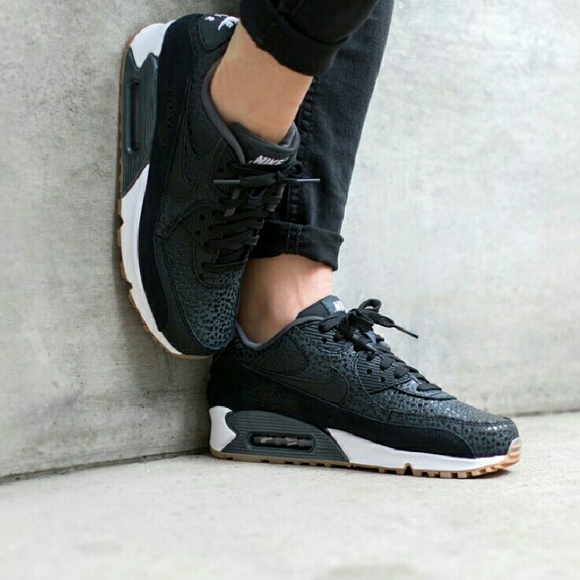 NIKE AIR MAX 90 SAFARI PRM