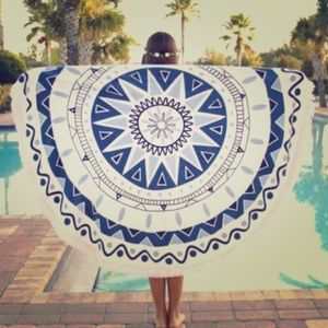 ✖️SALE✖️ROUND MANDALA THROW