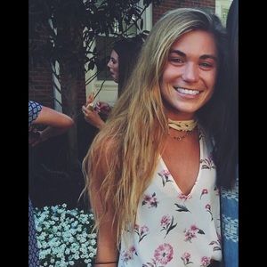 Meet your Posher, Madeline