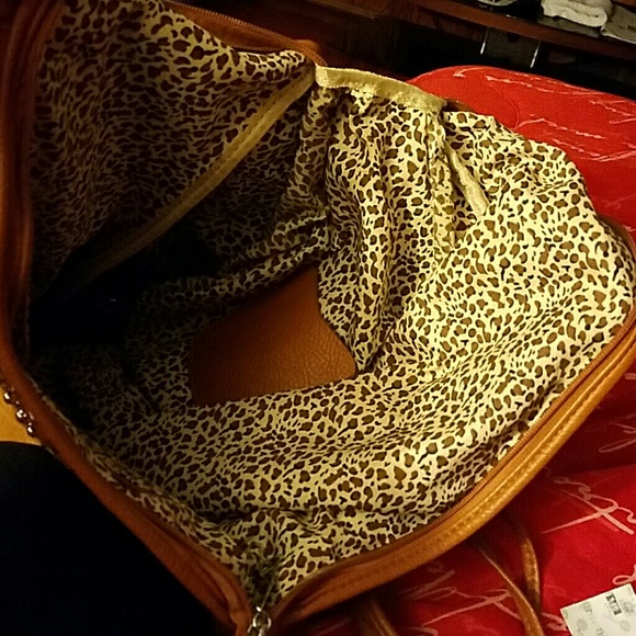 Purse - Picture 3 of 4