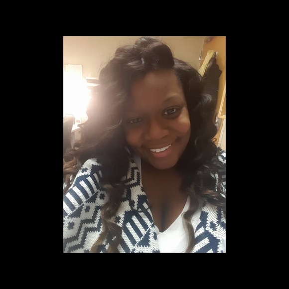 Meet your Posher, Delissa - Picture 4 of 4