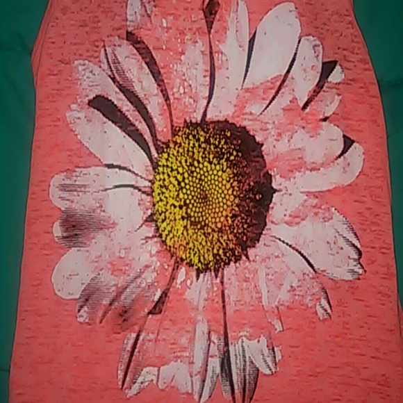 Tank top - Picture 2 of 3