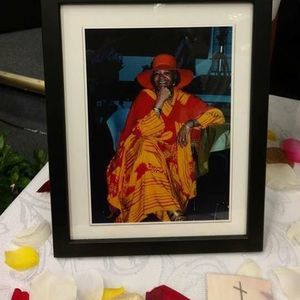 Meet your Posher, Cecelia