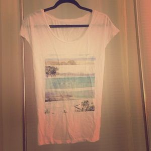 Gap Beach Scene Tee