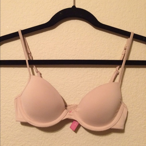 VS Pink T-Shirt Bra- Nude