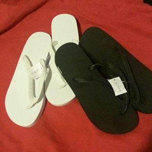 **BUNDLE** J CREW FLIP FLOPS @cc301316