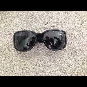 Versace sunglasses 😎