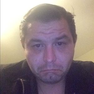 Meet your Posher, Manuel