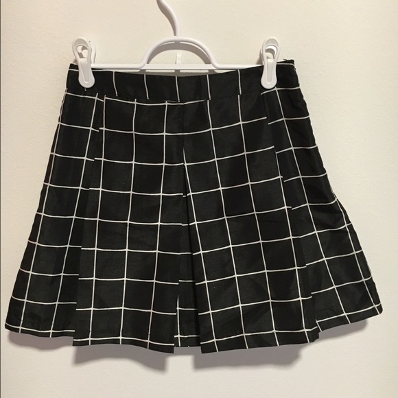 UO Silence+ Noice grid pleated skirt