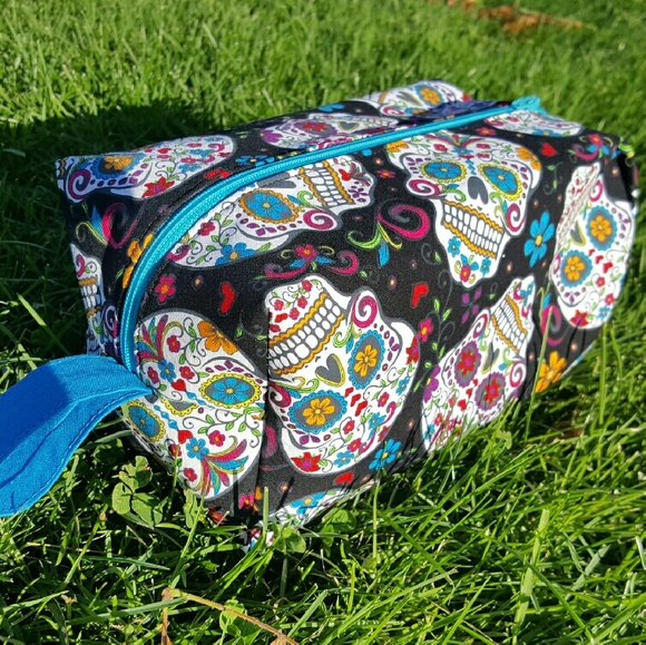 SUGAR SKULL COSMETIC BAGS