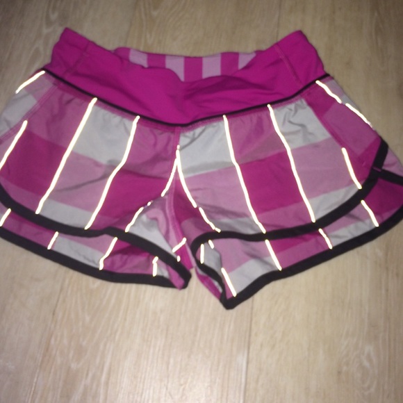 Lulu lemon running shorts