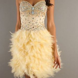 Dave & Johnny size 0 homecoming dress