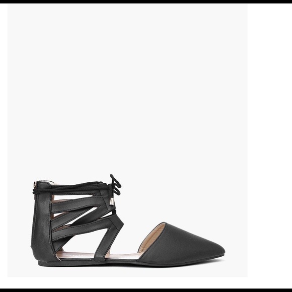 Boohoo Shoes - Black, Never worn, US size 6.