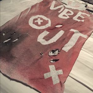 Grunge style muscle tee size small