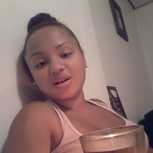 Meet your Posher, Veronica