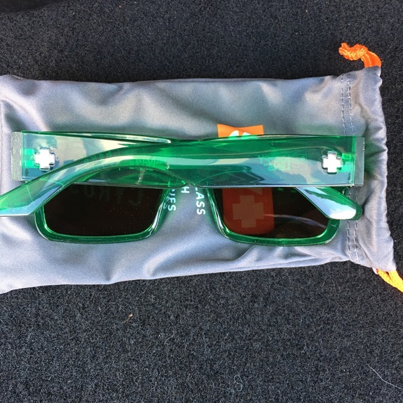 SOLD Authentic spys - Picture 2 of 4