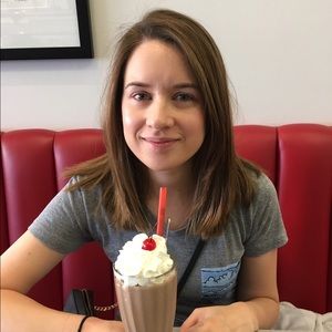 Meet your Posher, Jillian