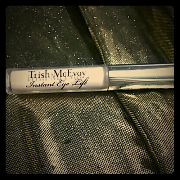 Trish McEvoy's Instant Eye Lift