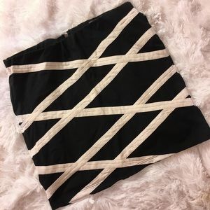 Forever 21 Black and White Mini Skirt