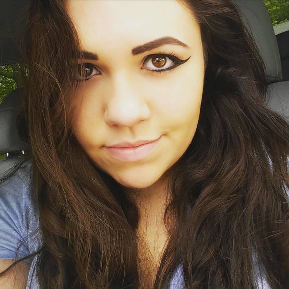 Meet your Posher, Savannah - Picture 1 of 1