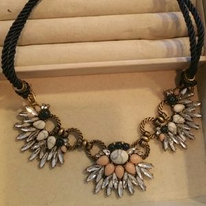 Preppy, trendy every day necklace