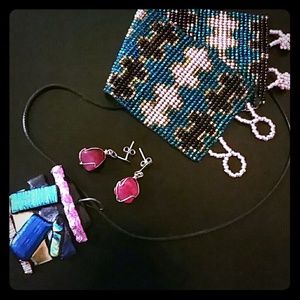 Pink Agate earring silver tone