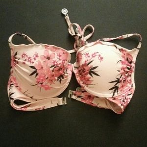 H&M 34C Bikini Top and Size 38 Bottoms 2 piece