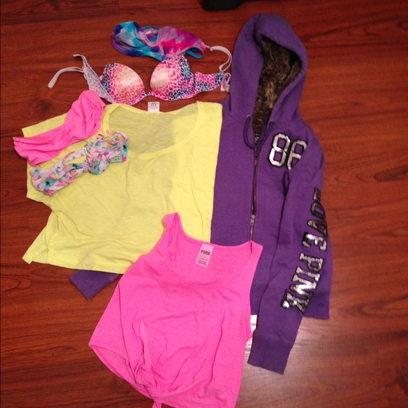 Victoria's Secret Tops - 🚫DONATION 😳LAST CALL  Victoria's secret PINK BUN