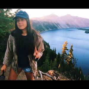 Meet your Posher, Ashley