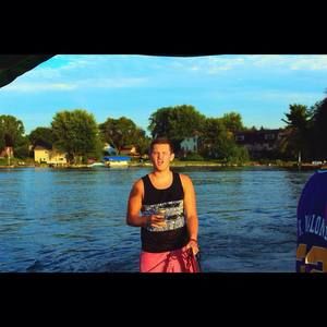 Meet your Posher, Connor