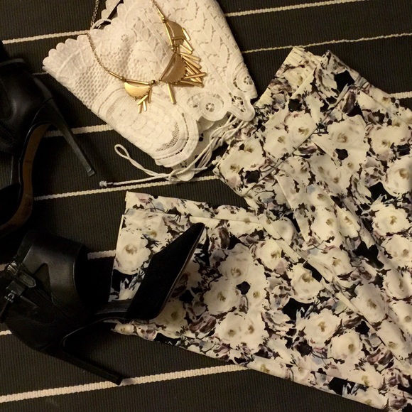 Floral skinny trousers