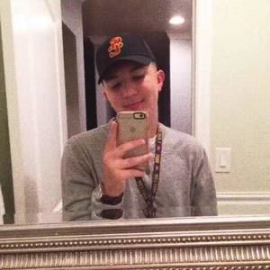 Meet your Posher, Johnathan