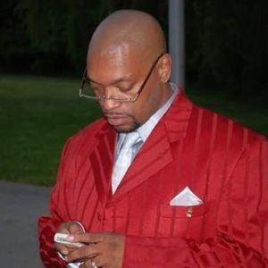 Meet your Posher, Derek