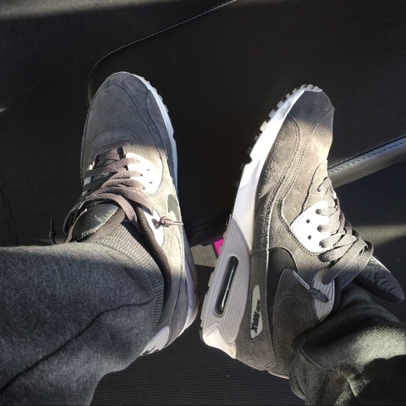 Meet your Posher, Carlos - Picture 1 of 1