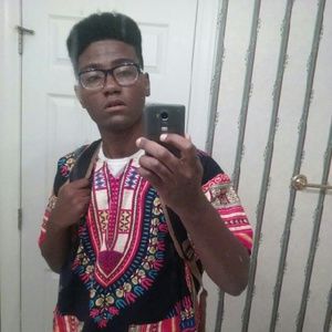 Meet your Posher, Jonathan