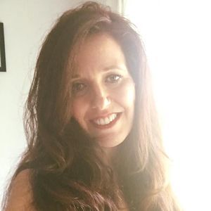 Meet your Posher, Scarlet