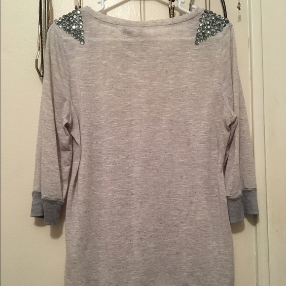 Med. BKE blouse w/ jewel shoulders - Picture 4 of 4