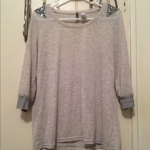 Med. BKE blouse w/ jewel shoulders