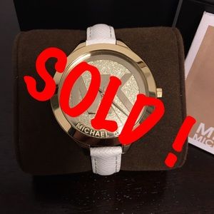 🌟 NWOT Michael Kors Women's Slim Runway Watch