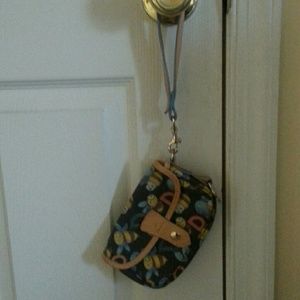 Dooney & Bourke Bee wristlet