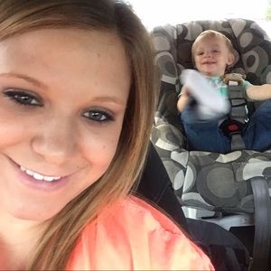 Meet your Posher, Kelley