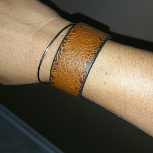 Hand crafted leather bracelet