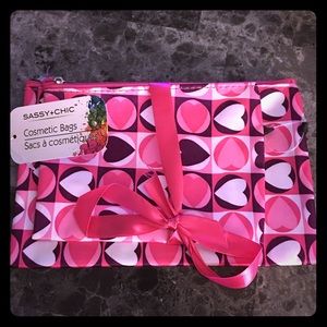 🌟 Giveaway Gift! Heart Sassy Chic Cosmetic Set
