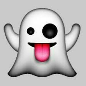 Meet your Posher, Claudia