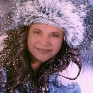 Meet your Posher, Josefina